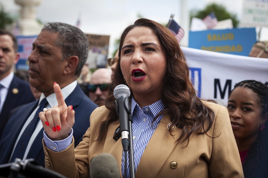 Far-Left Congresswoman Declares Allegiance to Guatemala Far-Left Congresswoman Declares Allegiance to Guatemala
