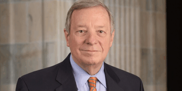 Dick Durbin is a Radical Abortion Activist, He Doesn’t Deserve a Catholic Reward