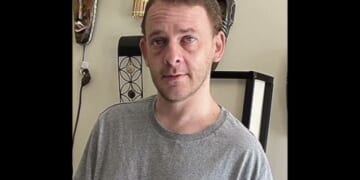 Man Wakes Up as His Organs Were Just About to be Harvested