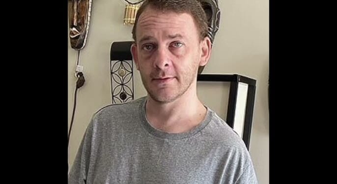 Man Wakes Up as His Organs Were Just About to be Harvested