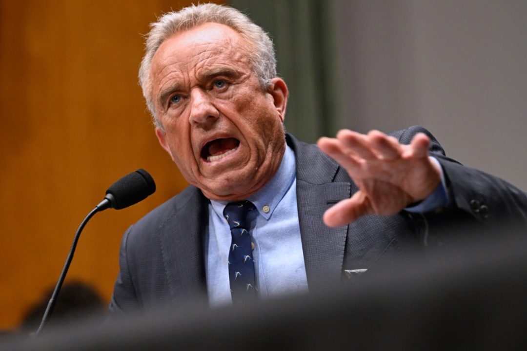 RFK Jr. Fights Congress; Trump Questions Covid-19 “Vaccines” RFK Jr. Fights Congress; Trump Questions Covid-19 “Vaccines”
