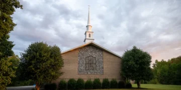 Charlotte bishop suppresses Latin Mass