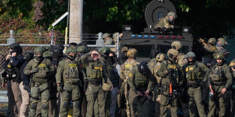 Border Patrol Agents Attacked in Chicago; City Declares Rebellion Against Feds to Protect Illegals