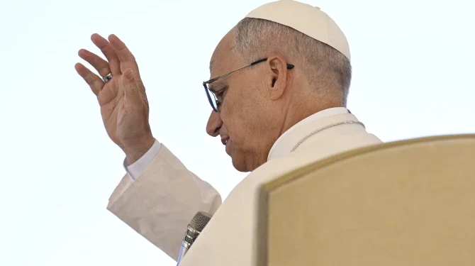 Pope Leo's first major document: the poor evangelize us