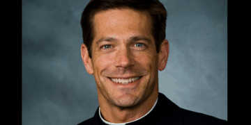 Survey of Catholic Priests Shows They're Becoming More Conservative