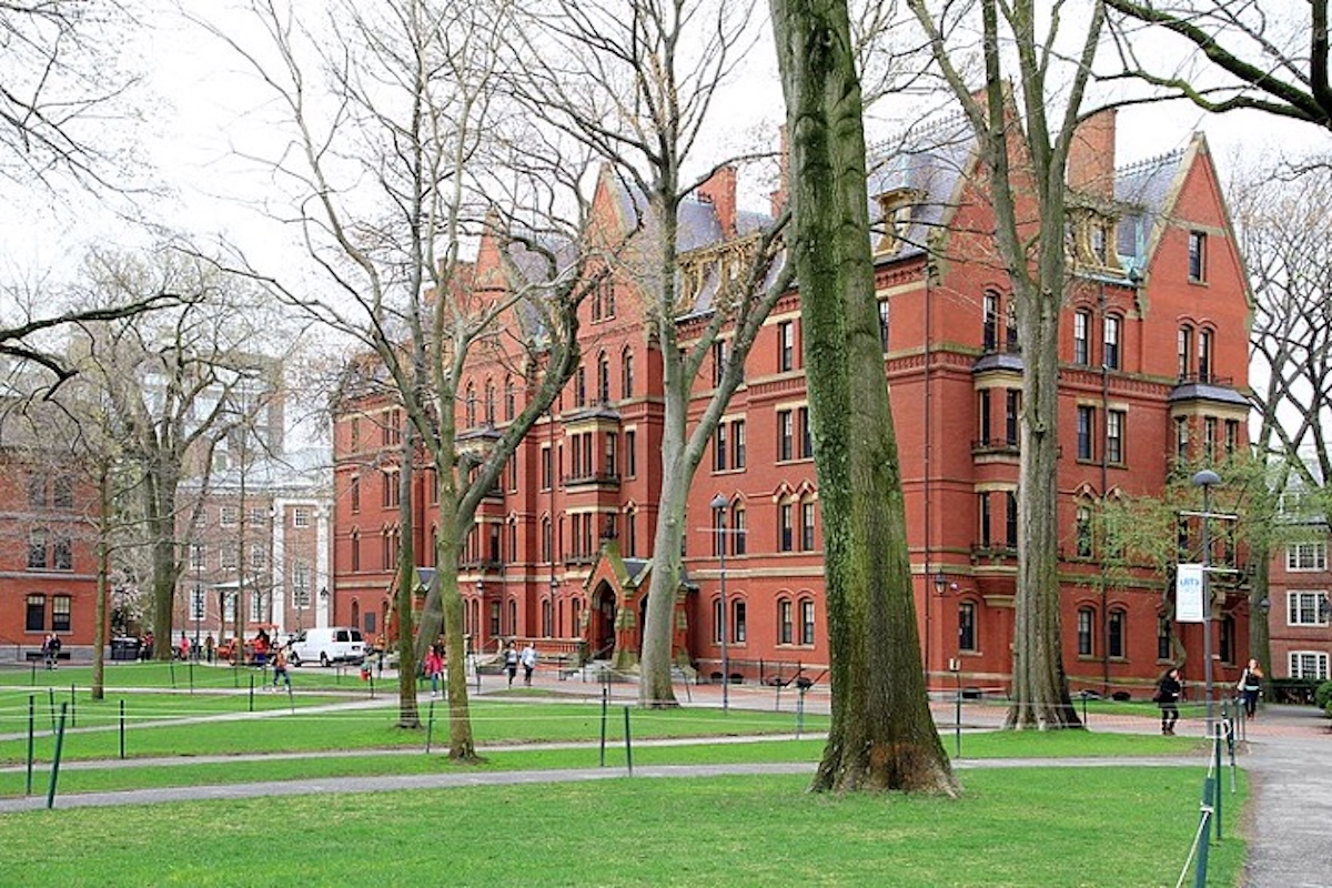 Want Straight A’s in College? Go to Harvard.