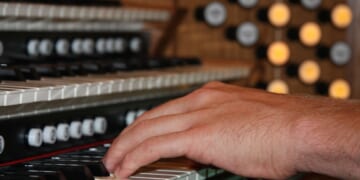 Image for article: Church Organist Close To Figuring Out What All These Pedals And Buttons Are For