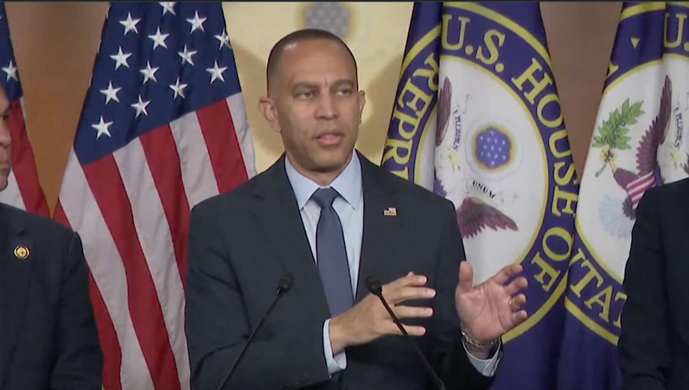 Image for article: Congress Reassures Nation Government Shutdown Will Not Affect Paychecks For Congress