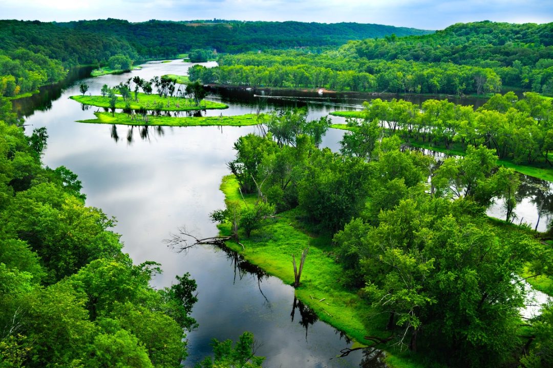 Green Bay, Wisconsin, “Sustainability Commission” to Draft “Rights of Nature” Resolution Green Bay, Wisconsin, “Sustainability Commission” to Draft “Rights of Nature” Resolution