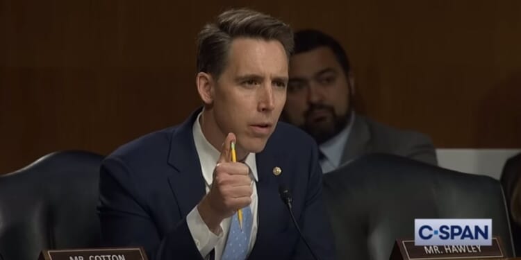 Josh Hawley Rips Dems Over Showing ‘No Concern’ About FBI Allegedly Tapping GOP Senators’ Phones