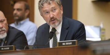 Massie Introduces Bill to Stop the Government From Propagandizing Americans