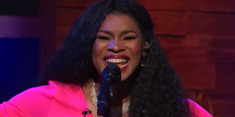 Nicole C. Mullen: Songs in the Night