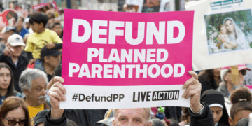 Planned Parenthood Abortion Biz in California Lays Off 15 After Defunding