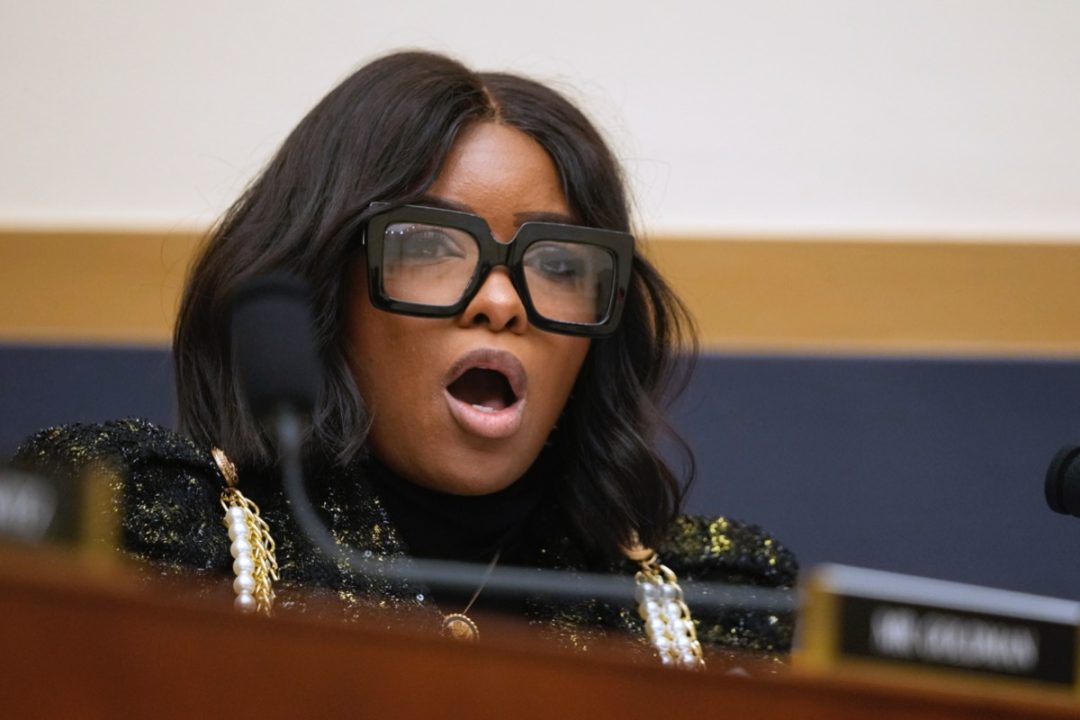 Report: Far-left Dem Crockett Didn’t Report Stocks As Required