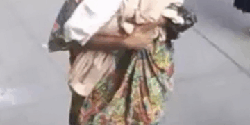 Woman Abandons Baby Girl in New York Subway With Umbilical Cord Still Attached