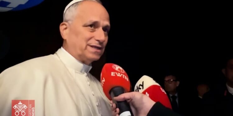 Pope answers questions about migrants, Venezuela, Rupnik trial