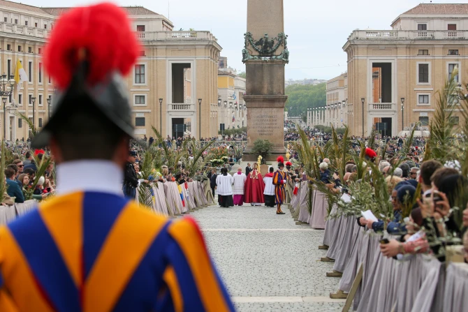 Vatican confirms investigation into alleged antisemitic act by Swiss Guard