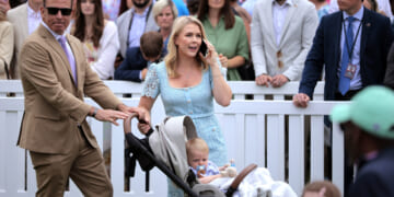 Conservative Women’s Rallying Cry: Don’t Wait to Have Children