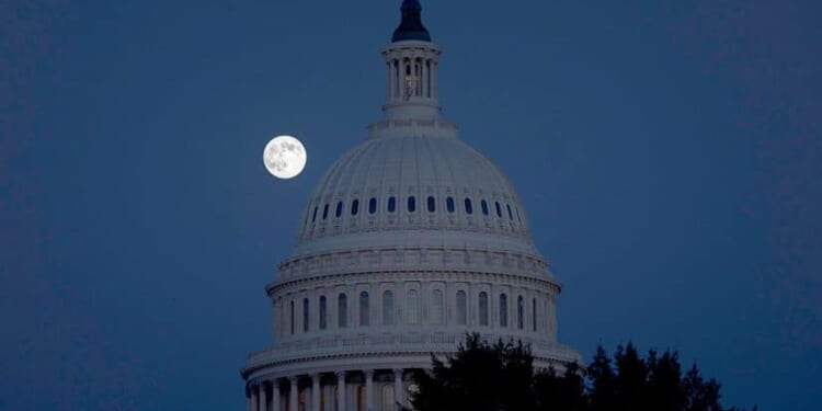 Lawmakers Making Progress to End Shutdown, 'There's a Path Forward': Report