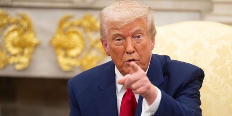 Image for article: Trump Reminds Americans To Give Thanks For Him This Holiday