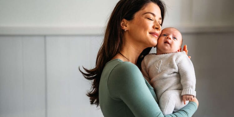 Image for article: Woman Brings Home World’s Most Effective, Adorable Alarm Clock