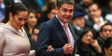 Trump Moves to Pardon Convicted Narco-state President, Influence Honduran Election