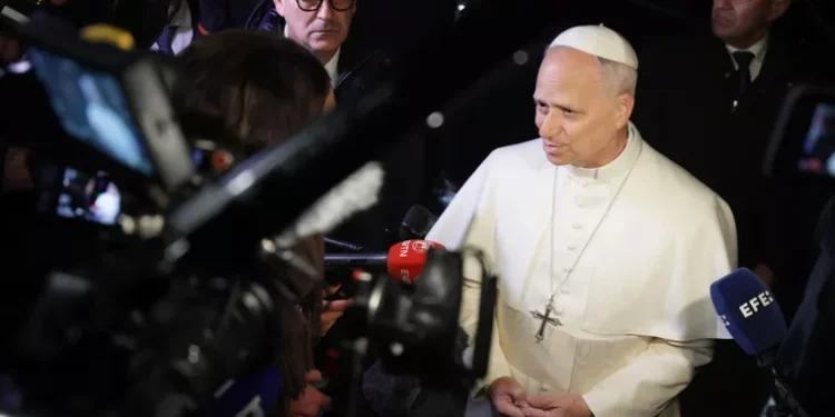 When the Vicar of Christ joins the media scrum