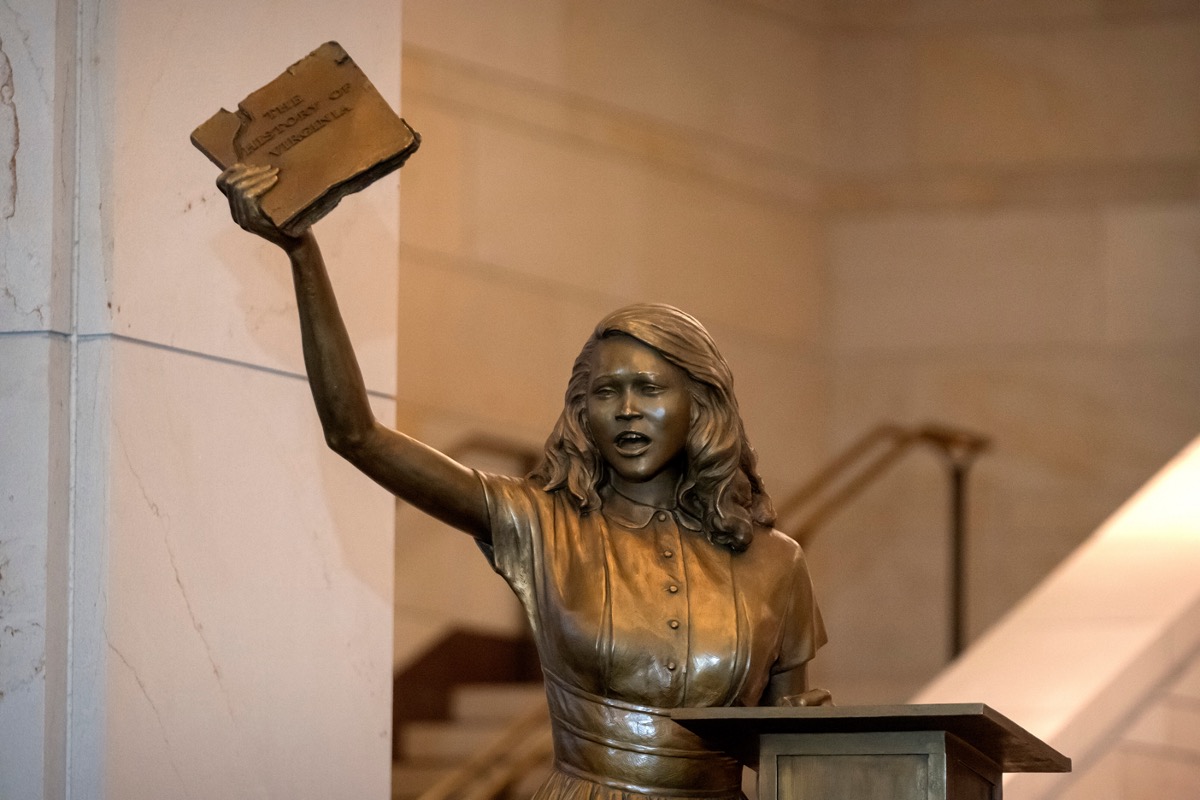 Top GOPers Applaud Replacement of Lee Statue in U.S. Capitol With One of Unknown Civil Rights "Heroine"