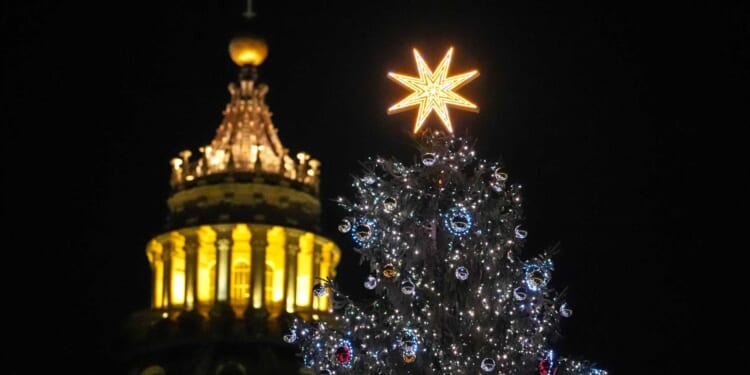 Pope: Christmas trees and crèches are signs of hope