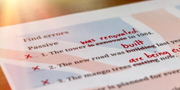 University Writing Center Rejected Proper English, Calling It “Linguistic White Supremacy”