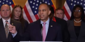 Image for article: Democrats Warn That Ban On Islamic Immigration May Delay Global Intifada