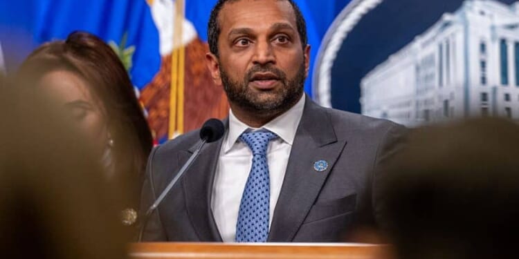 FBI Confirms Arrests of Pro-Palestinian Radicals Planning New Year's Eve Bombings: Report