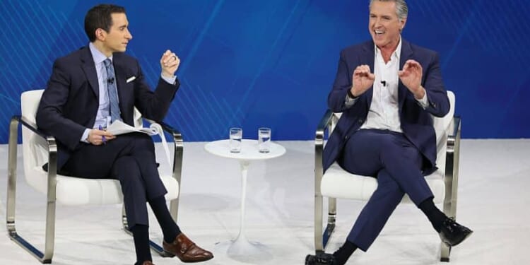 Internet Has Field Day With Gav's 'Testicle-Crushing' Sitting Posture