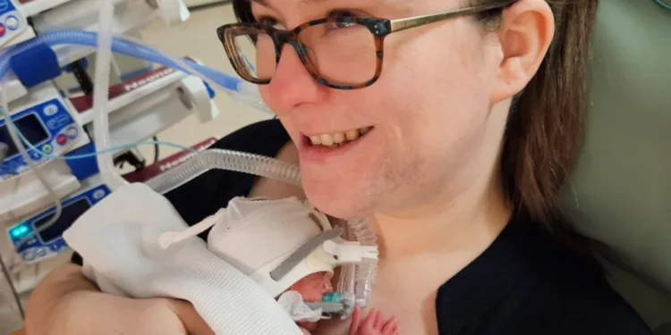 Premature Baby Born at 26 Weeks Heads Home From Hospital in Time for Christmas