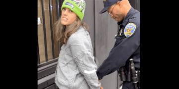 Pro-Life Woman Arrested at Planned Parenthood for Handing Out Brochures