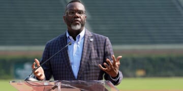 WaPo Torches Chicago Mayor for Economic Gimmicks Bankrupting the Windy City