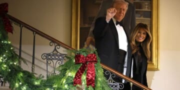 White House Releases Official POTUS-FLOTUS Christmas Portrait [SEE IT]
