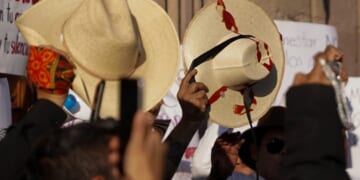 Catholics push ahead with peace efforts as violence plagues Mexico