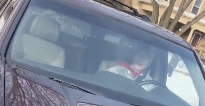 Cellphone Video Shows POV of Minneapolis ICE Agent Moments Before Shooting [WATCH]