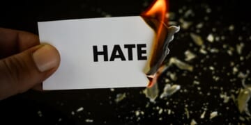 Dems’ Midterm Strategy: Hate Trump — and Then Hate Him Some More