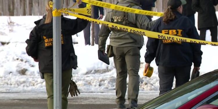 Explainer: Narrative Wrong, ICE Agents Lawfully Attempted to Detain Woman Shot and Killed