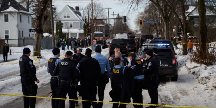 GOP, Democratic Response to ICE Agent’s Self-defense Shooting Shows Insurmountable Differences on Immigration