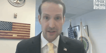 'Ghost Students' Cash In, Then Vanish in Blue State Financial Aid Fraud Scheme [WATCH]