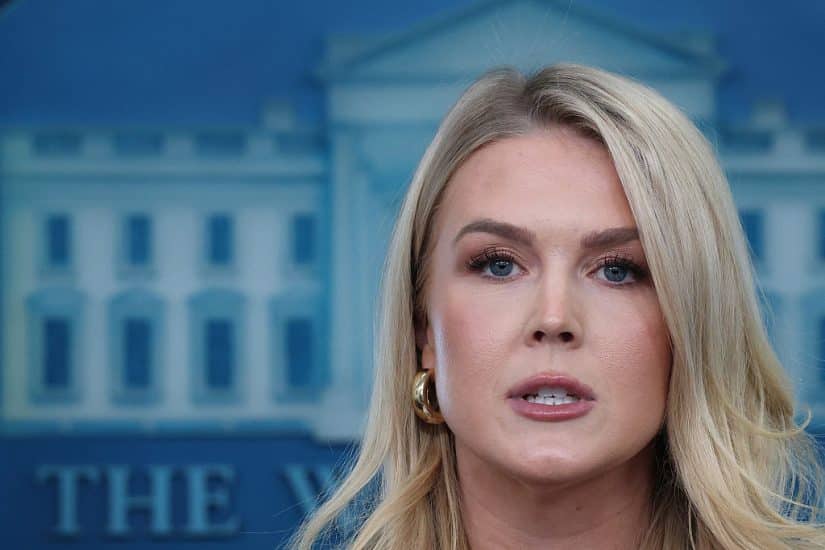 Karoline Leavitt, Cabinet Members Brief Amid South America Escalation