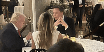 Musk Seen Dining With POTUS, FLOTUS at Mar-a-Lago — '2026 is Going to Be Amazing'
