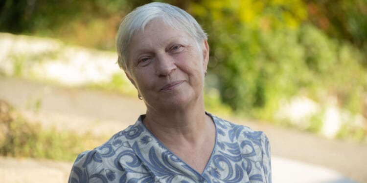 Episcopalian Once Again Gives Up Reading Bible For Lent - Article image