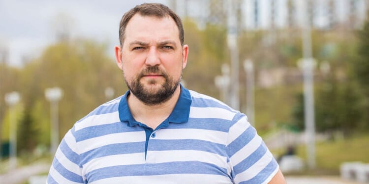 Image for article: Experts Conclude No Human Being Is Illegal, Except Jeff?