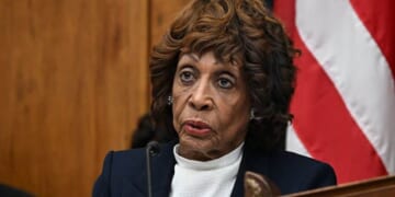 MAD MAXINE! Waters Melts Down at Treasury’s Bessent in Fiery Inflation Spat [WATCH]