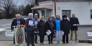 They Prayed Outside an Abortion Clinic and Saved a Baby’s Life