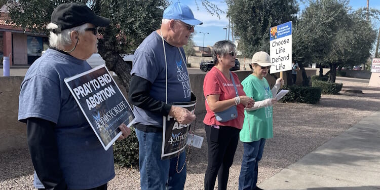 Abortions at This Planned Parenthood Dropped 67% Because They’re Praying Outside